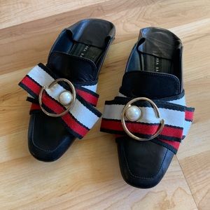 ZARA Bow Topped Leather Flat Size 35